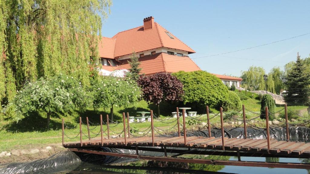 Zajazd Kosynier Węgrzce Esterno foto
